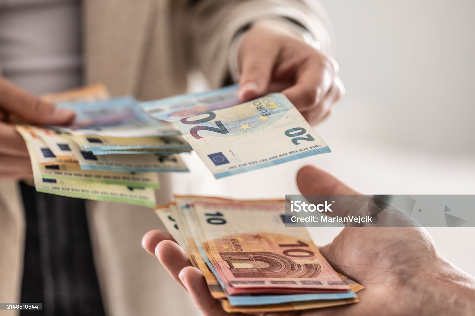 Varno spletno plačevanje in prepoznavanje finančnih prevar