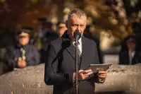 V Parku herojev se poklonili vsem preminulim in padlim za svobodo domovine