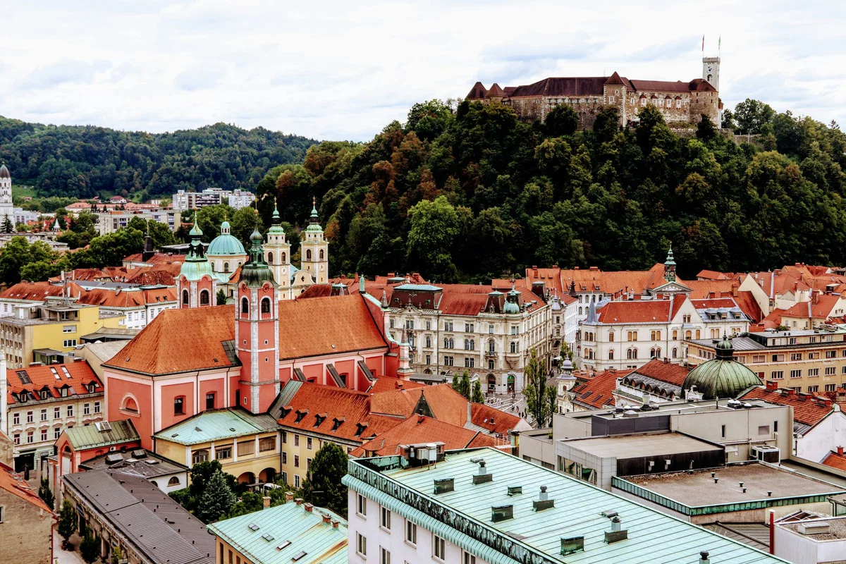 Najboljše nepremičninske agencije - 2026