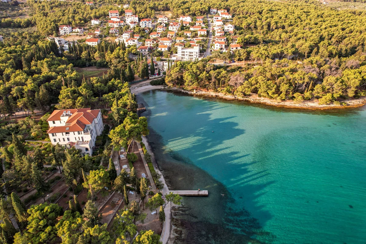 Najboljša nepremičninska agencija za nakup in prodajo na Hrvaškem 