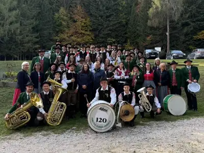 V soboto je na Pernicah potekalo tradicionalno srečanje godbenikov