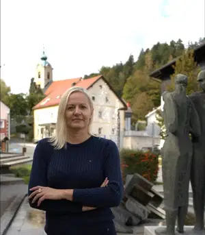 V tekmo za županski stolček v Mežici stopila Saša Porčnik