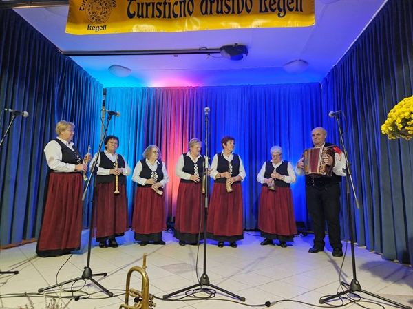 Ljudski godci in pevci