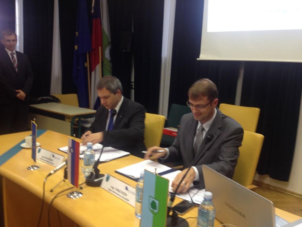 Občina Ravne na Koroškem podpisala pogodbo o sofinanciranju investicije v čistilno napravo