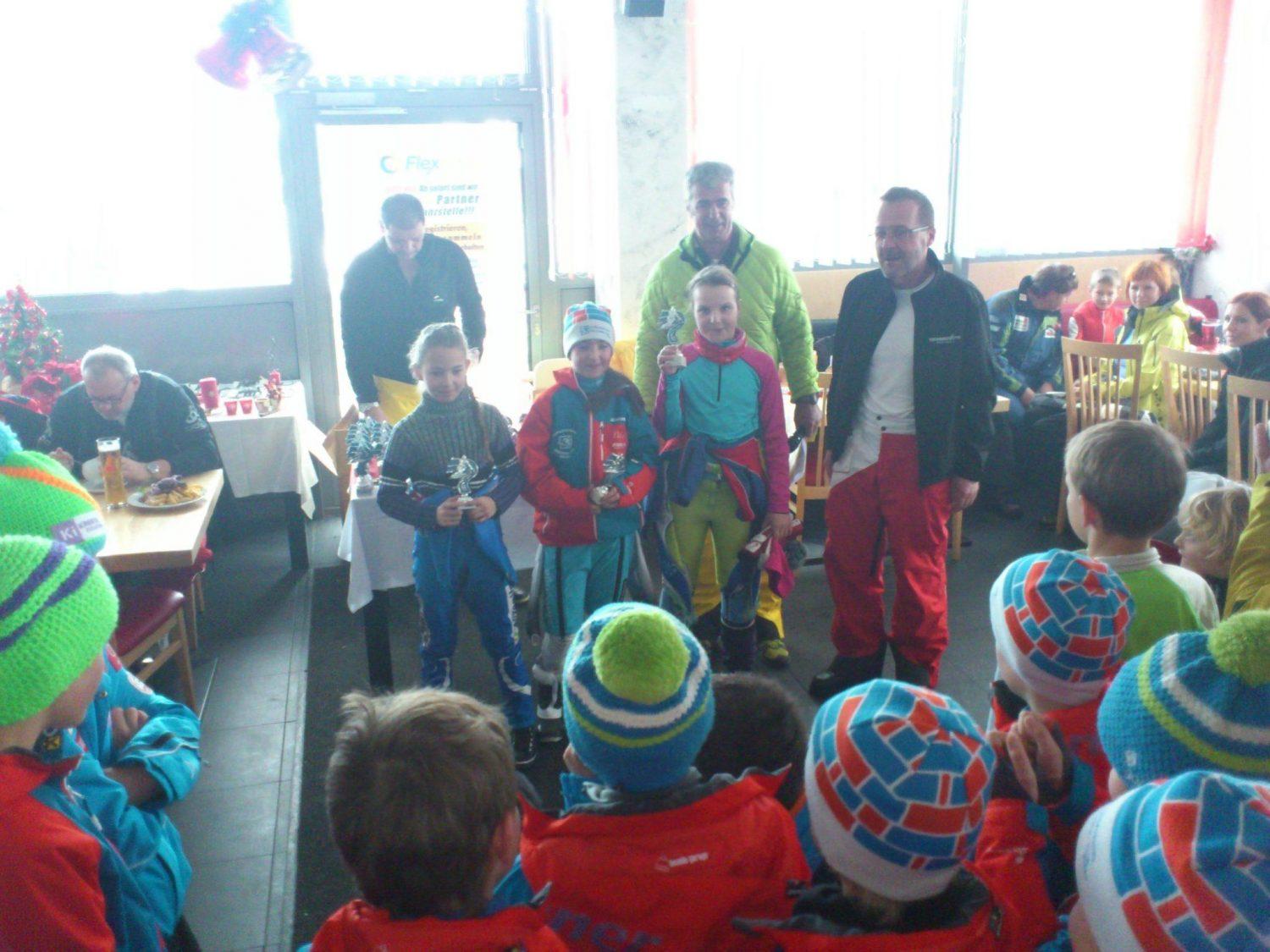 Odlični rezultati članov ASK Fužinar na otvoritveni tekmi v alpskem smučanju