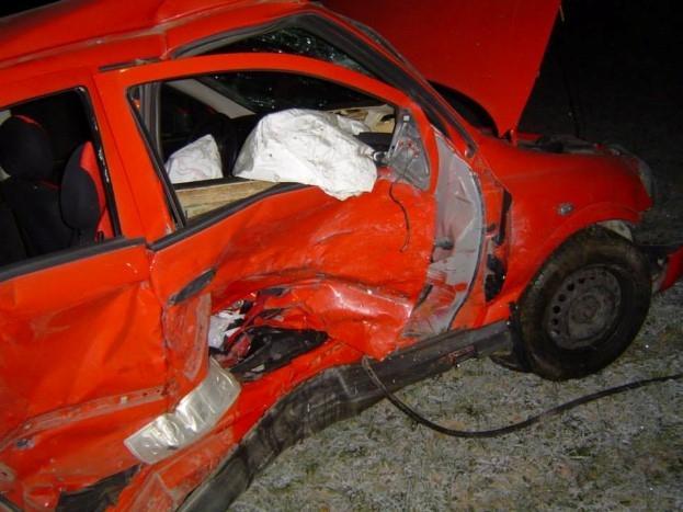 FOTO: V prometni nesreči na Selah tri osebe poškodovane