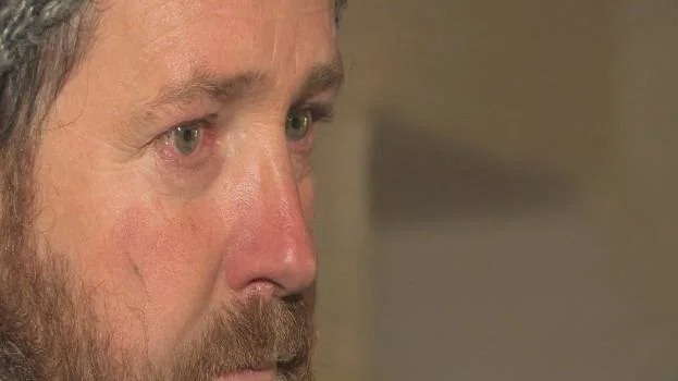 Pomagajmo Božu Koresu po hudem požaru