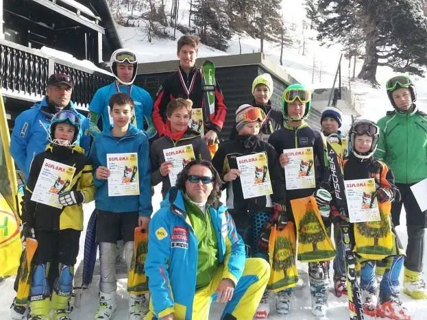 Odlični rezultati koroških tekmovalcev na državni tekmi za Pokal Rauch v slalomu