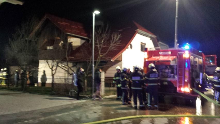 VIDEO in FOTO: V Šmartnem zagorela stanovanjska hiša