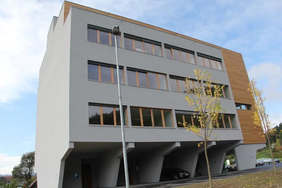 VŠ za tehnologijo polimerov prireja dan odprtih vrat