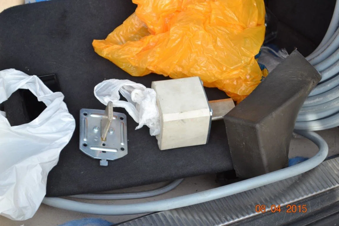 Ravenčan prevažal heroin v transformatorskih varovalkah