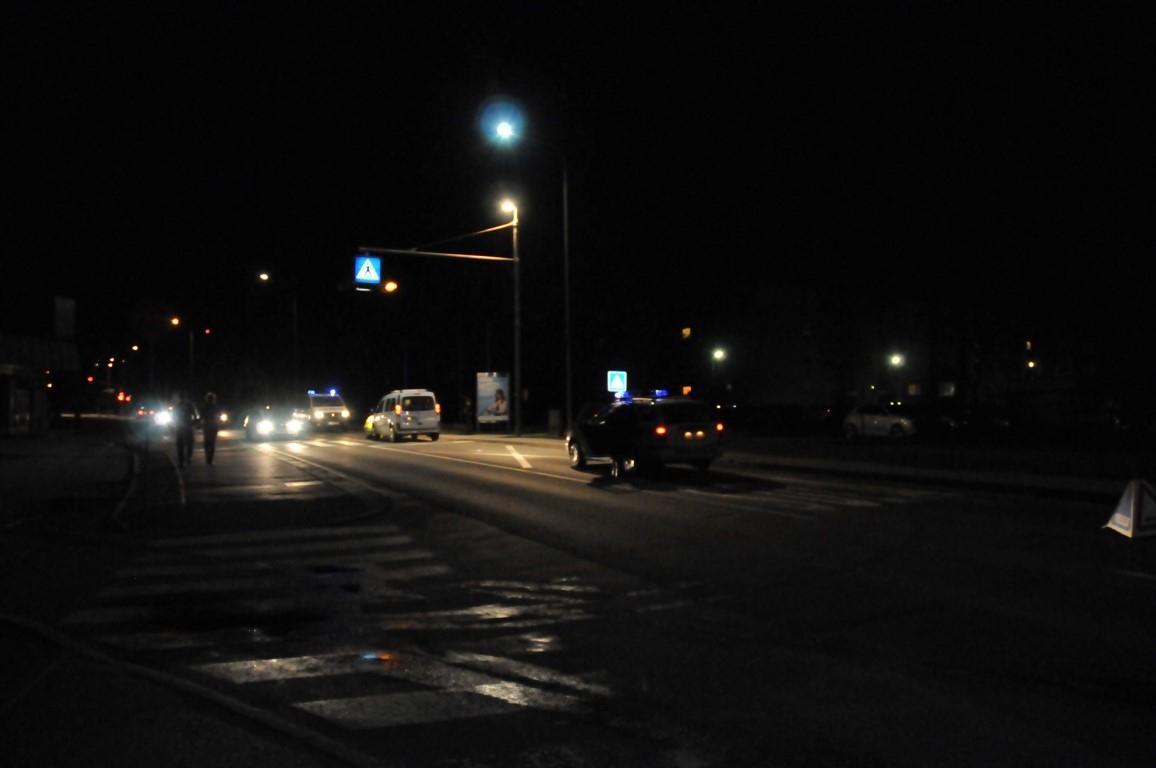 FOTO: V nedeljo zvečer v Slovenj Gradcu povozili pešca