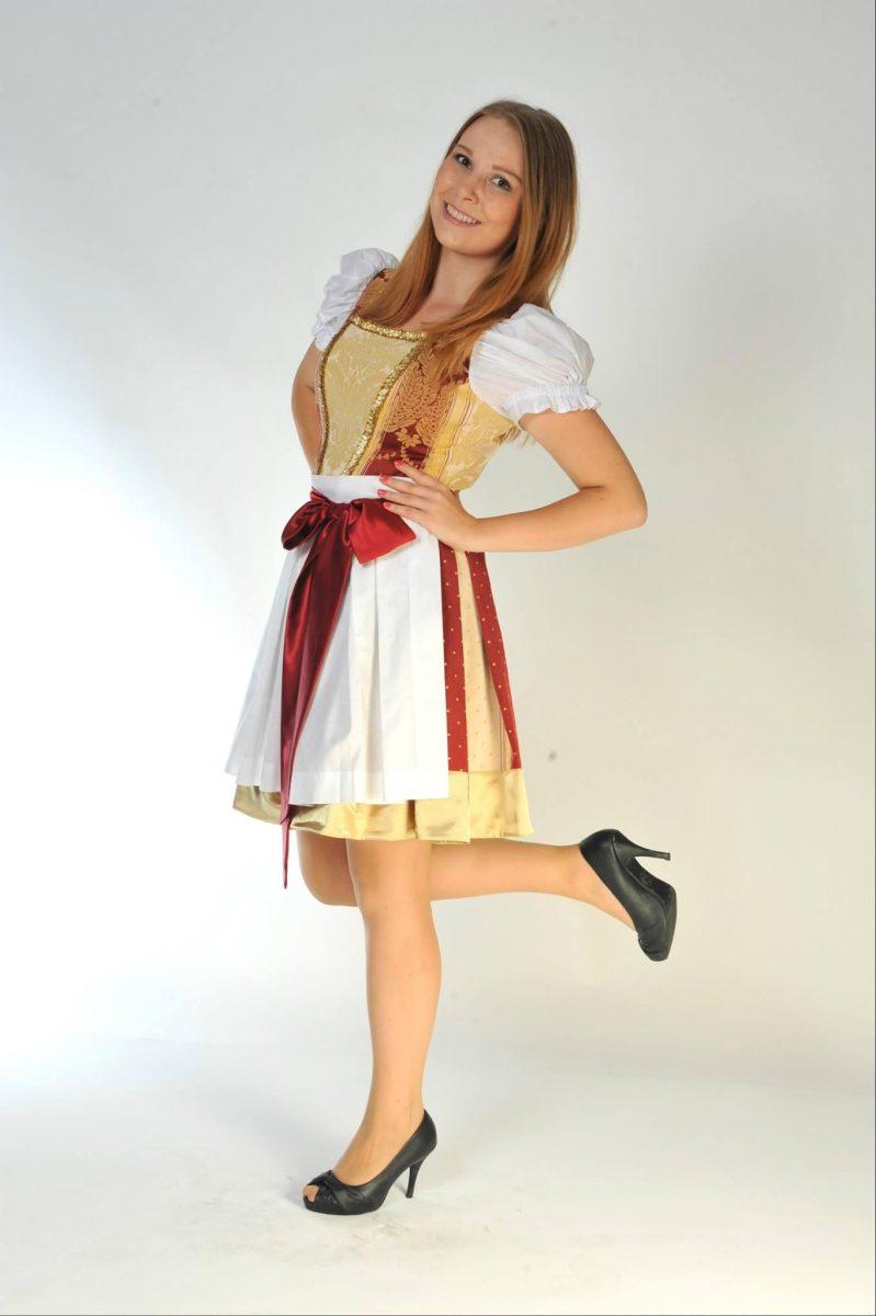 Narodnjakovo dekle 2015 z veselico v domačih Libeličah!