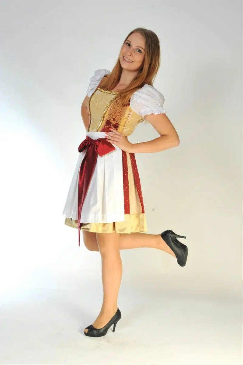 Narodnjakovo dekle 2015 z veselico v domačih Libeličah!