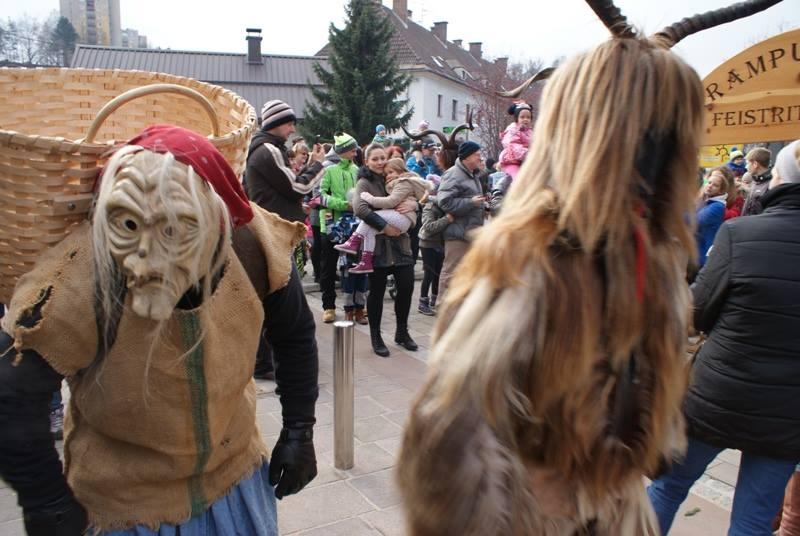 FOTO: Parkljevanje na Ravnah