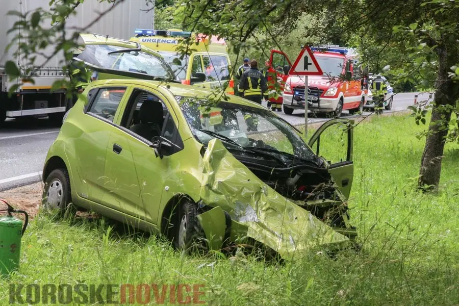 FOTO: Trčili avtobus, tovornjak ter osebni avtomobil