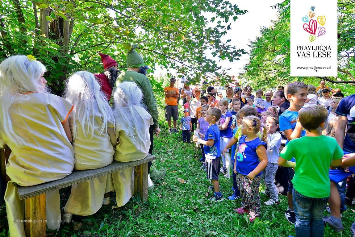 Pravljična vas Leše