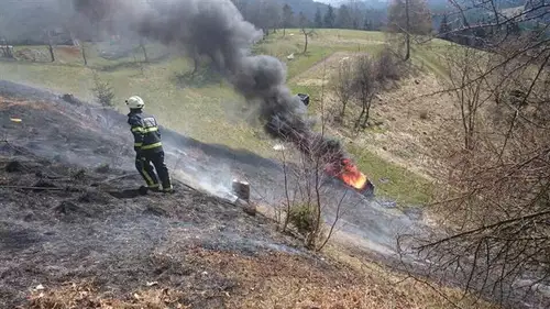 FOTO: Zaradi neupoštevanja navodil zagorelo 250m2 trave