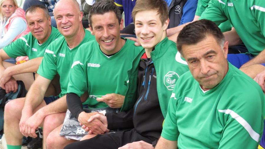 Foto: Nogometaši združili moči za Lovra