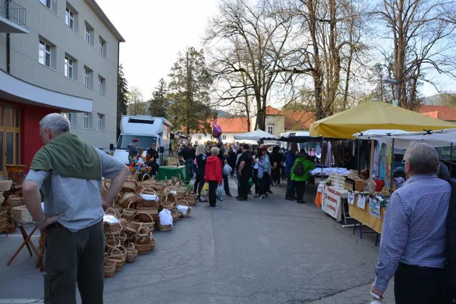 FOTO: Tradicija Črne nedelje se nadaljuje