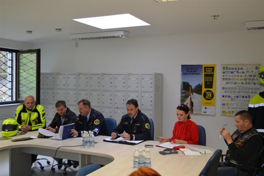 Za motoriste je najnevarnejši začetek sezone