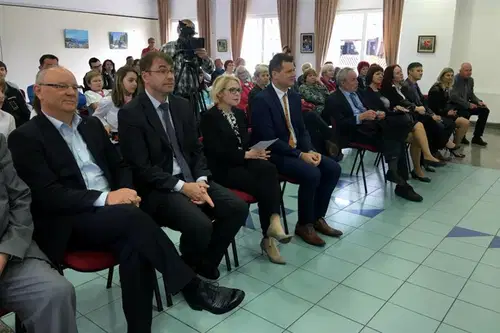 Dogaja se! v Radljah