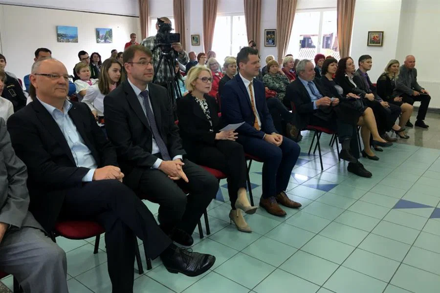 Dogaja se! v Radljah