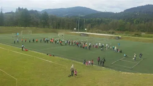 FOTO: Šport in špas v Dravogradu povezal generacije