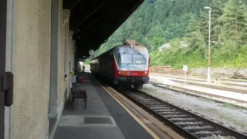 Po dolgih letih vlak spet vozi ob sobotah na Koroško