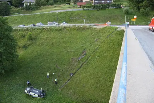 FOTO: Znana dejstva o cestni drami na Koroškem