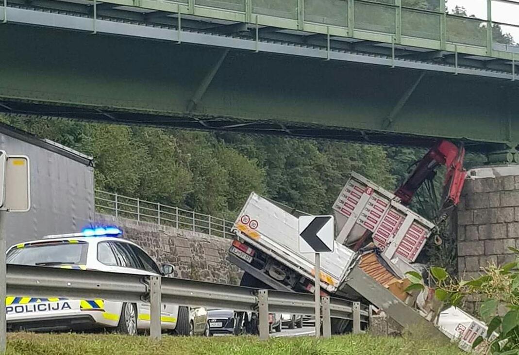 Kaj je ohromilo promet v Dravogradu?