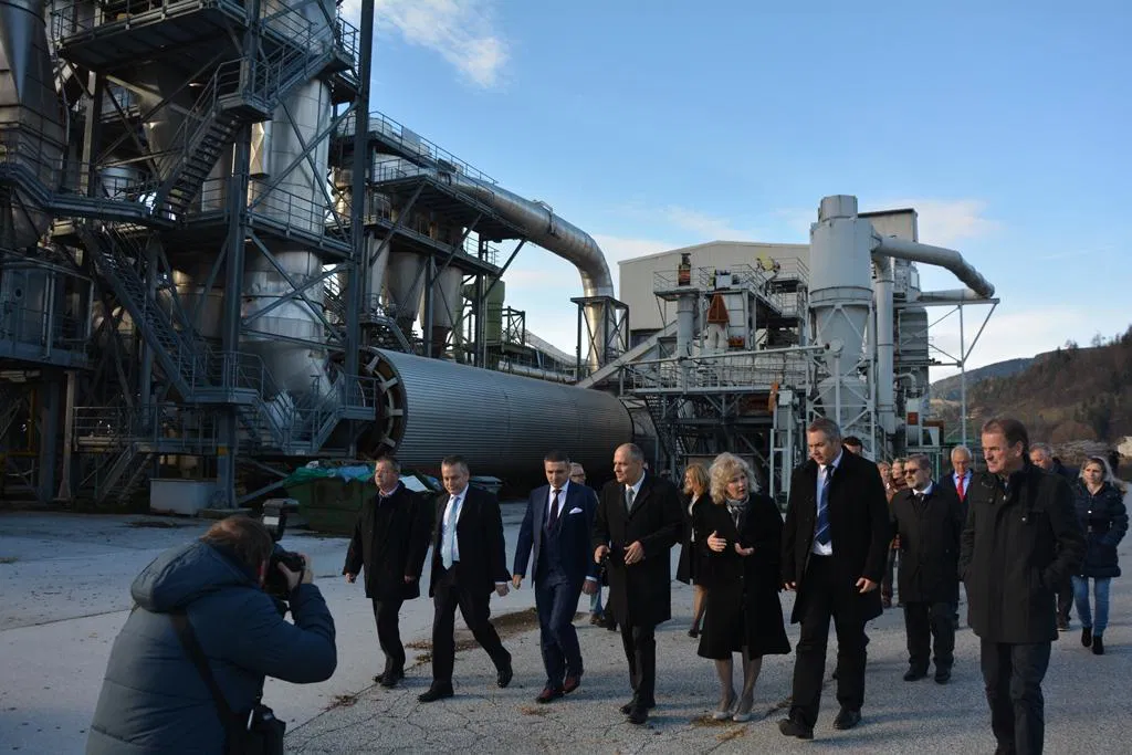 Minister Židan: "Ponovna vzpostavitev proizvodnje v Lesni TIP je obljuba slovenske vlade Koroški"