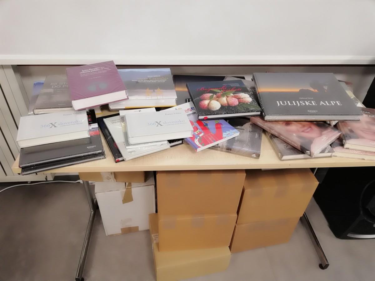 Medgeneracijski center Mežica prejel darilo Mohorjeve družbe