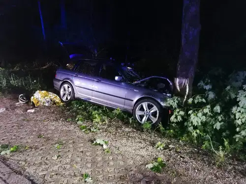 Trije poškodovani v prometni nesreči v Podgori
