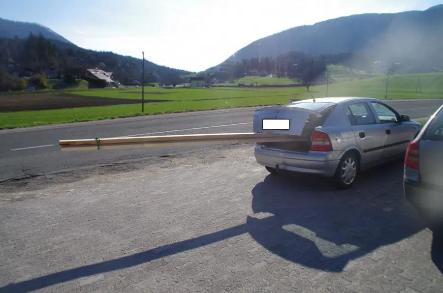 Policisti Postaje prometne policije Celje na avtocesti zaznali več prekrškov voznikov tovornih vozil