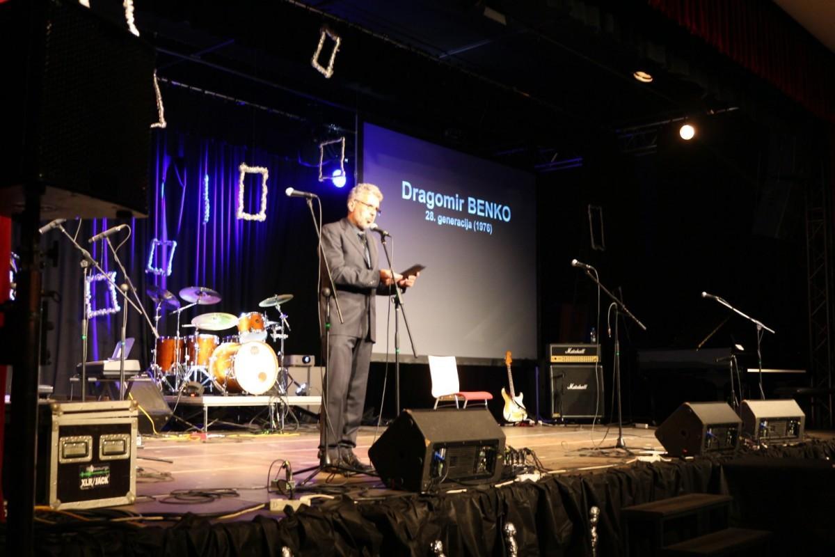 FOTO: 70 generacij maturantk in maturantov Gimnazije Ravne