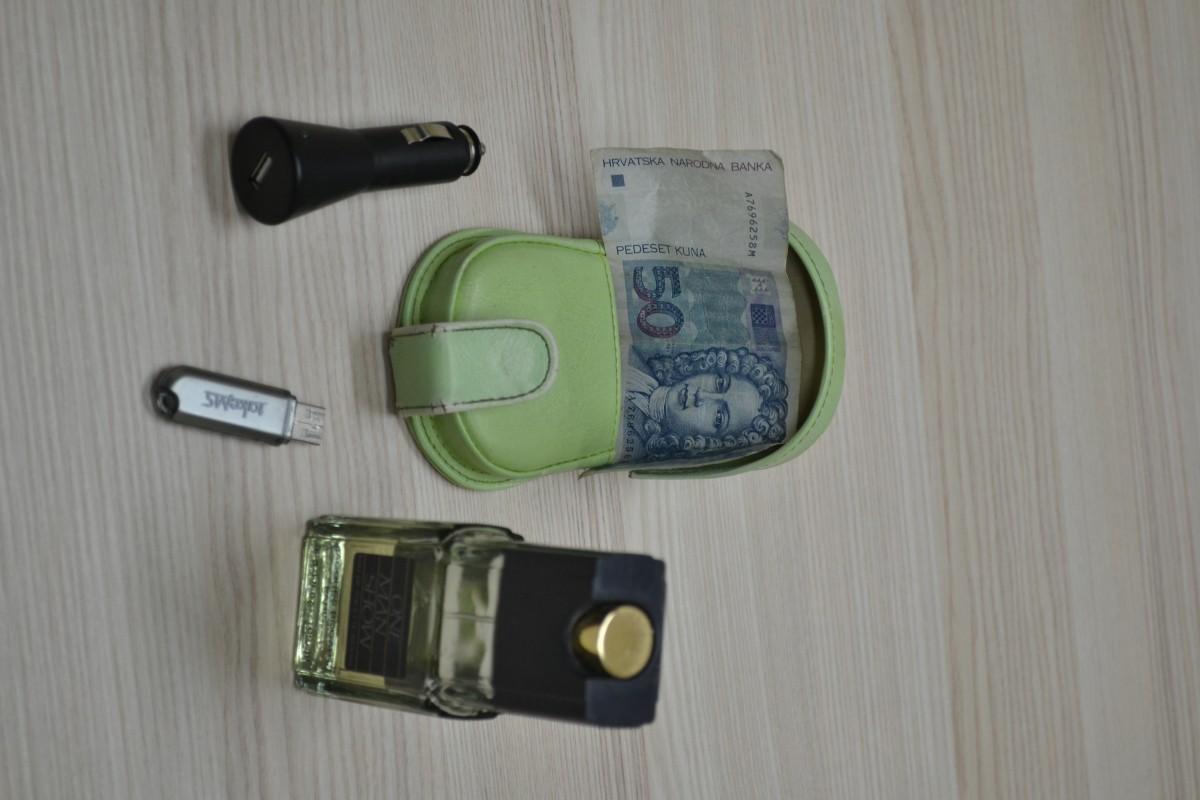 Policija poziva oškodovance, naj pridejo po svoje ukradene stvari