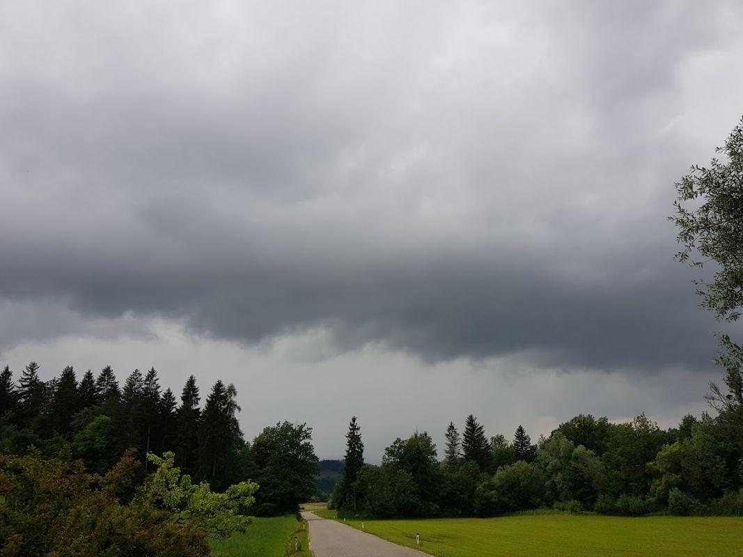 Tudi današnjo močno deževje povzročalo težave