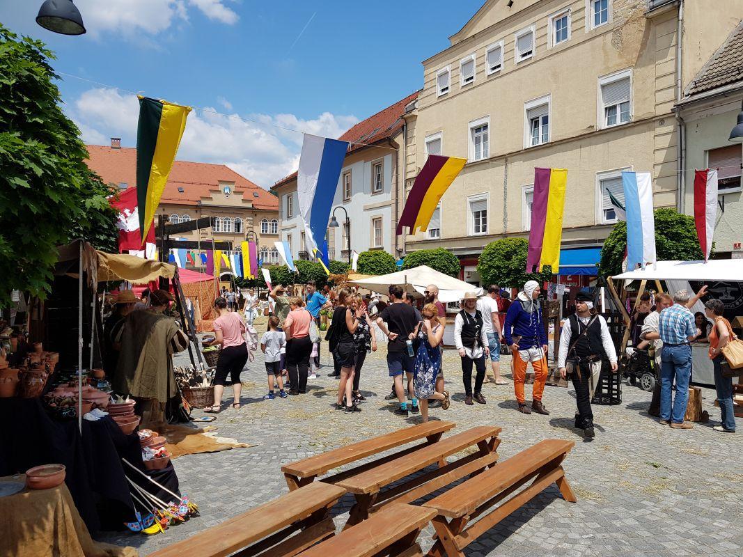 Posnetek prenosa v živo iz Srednjeveškega preludija v Slovenj Gradcu