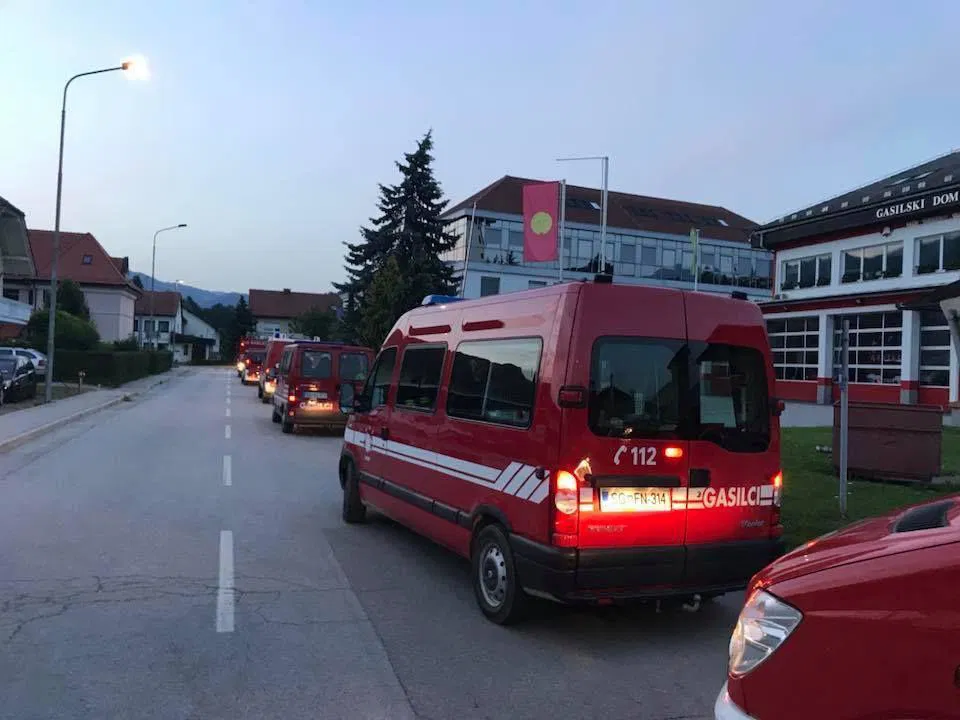 Koroški gasilci pomagajo v Črnomlju