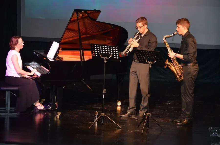 Saksofonist Marko Petek navdušil Korošce