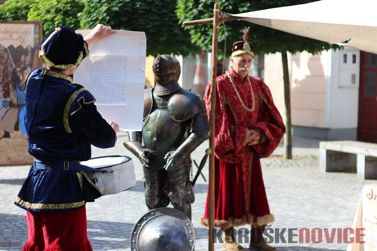 VIDEO: Z razglasom oznanili skorajšnji prihod Srednjeveškega preludija