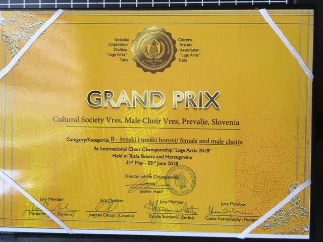 Prevaljski Moški pevski zbor VRES najboljši na mednarodnem tekmovanju zborov v Tuzli