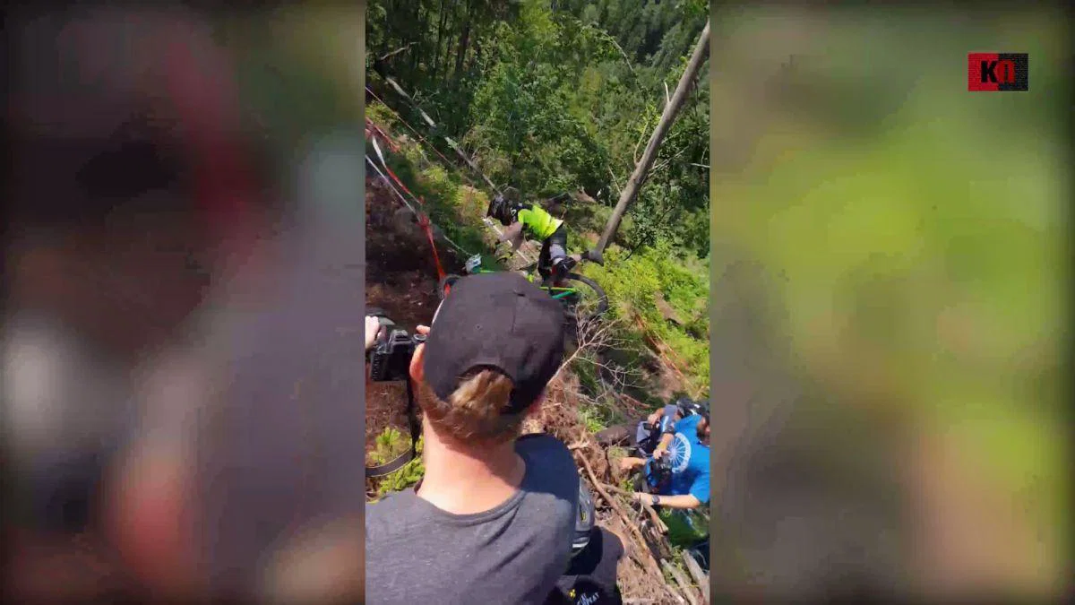 VIDEO: Kako zahtevna dirka je bila na Koroškem, pričajo številni padci
