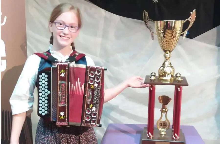 FOTO: Korošica absolutna državna prvakinja na 38. zlati harmoniki