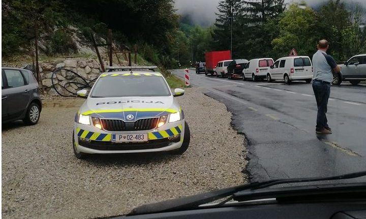 Uživajmo poletje: Poleti se prometna varnost običajno poslabša, zato previdno na pot