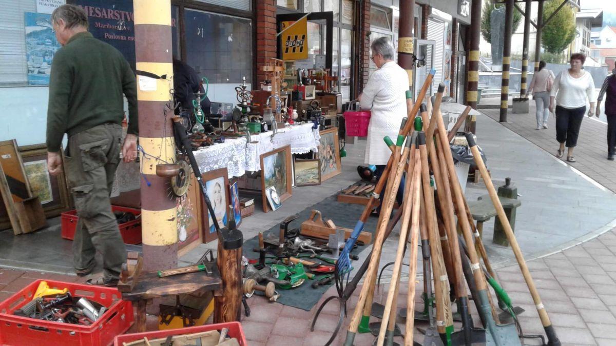 FOTO: Poleg sejma na Prevaljah danes zelo pestro