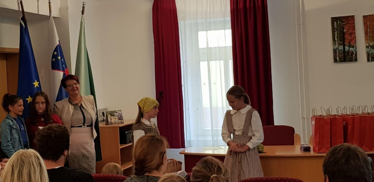 Video: Mežičan predstavlja že svoj 14. videospot