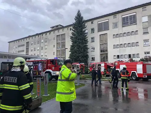 FOTO: "To je razlog, da so vas v teh dneh ponekod prebudile sirene"