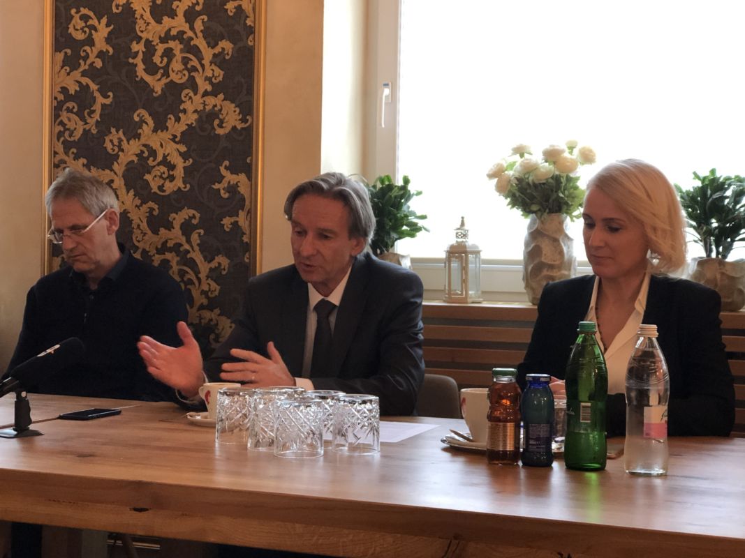 Čas dosedanje delo občine ocenjuje kot dobro